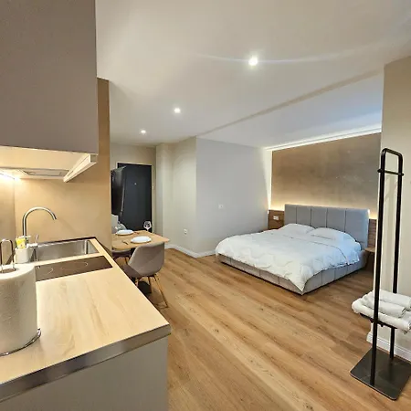 Apartment Jacuzzi Center Tirana