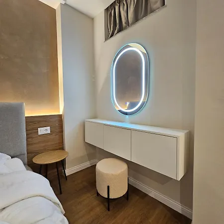Apartment Jacuzzi Center Tirana