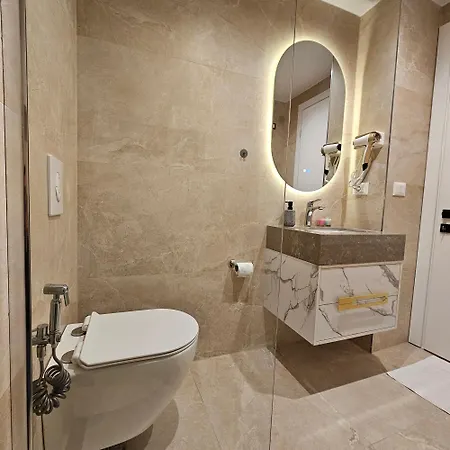 Apartment Jacuzzi Center Tirana